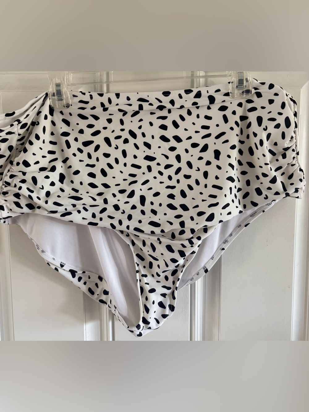 Coral Reef Swim Black & White Ruched Bikini Bottoms 3XL 22/24